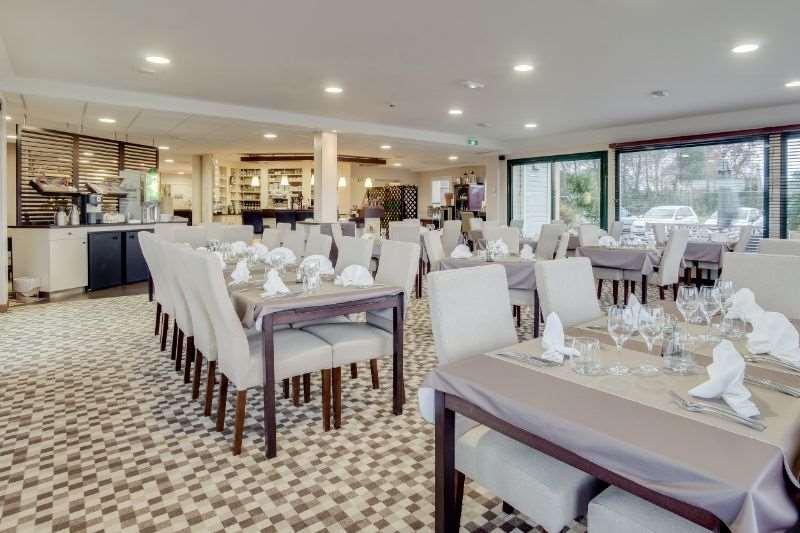 Brit Hotel De La Cote Des Havres Lessay レストラン 写真