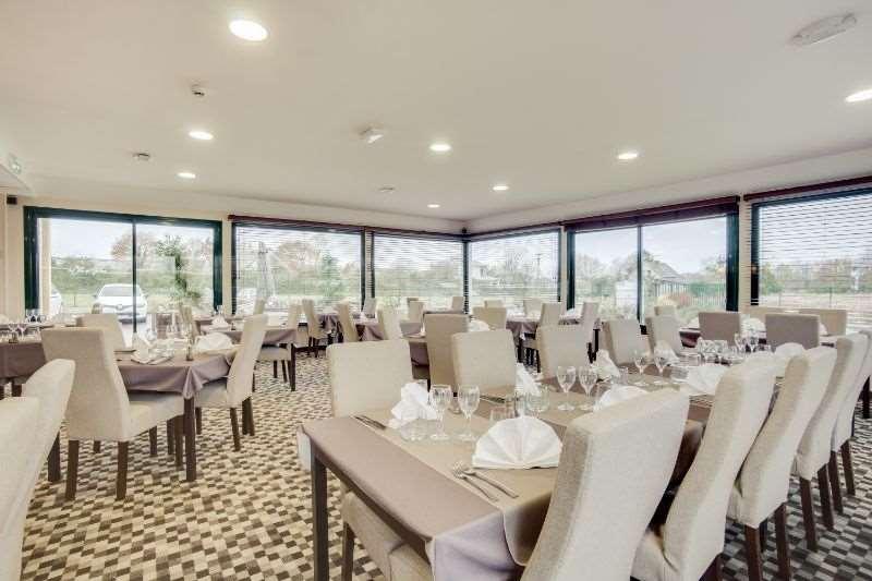 Brit Hotel De La Cote Des Havres Lessay レストラン 写真
