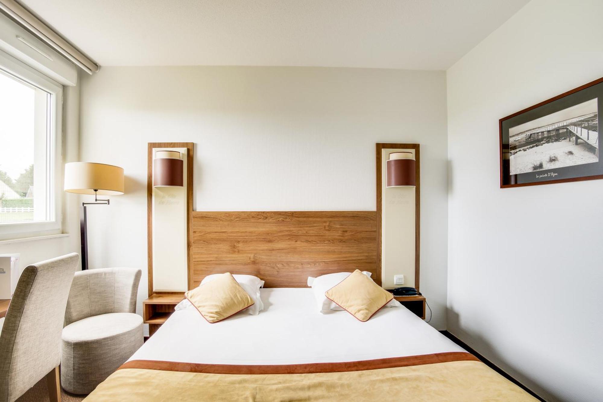 Brit Hotel De La Cote Des Havres Lessay 部屋 写真